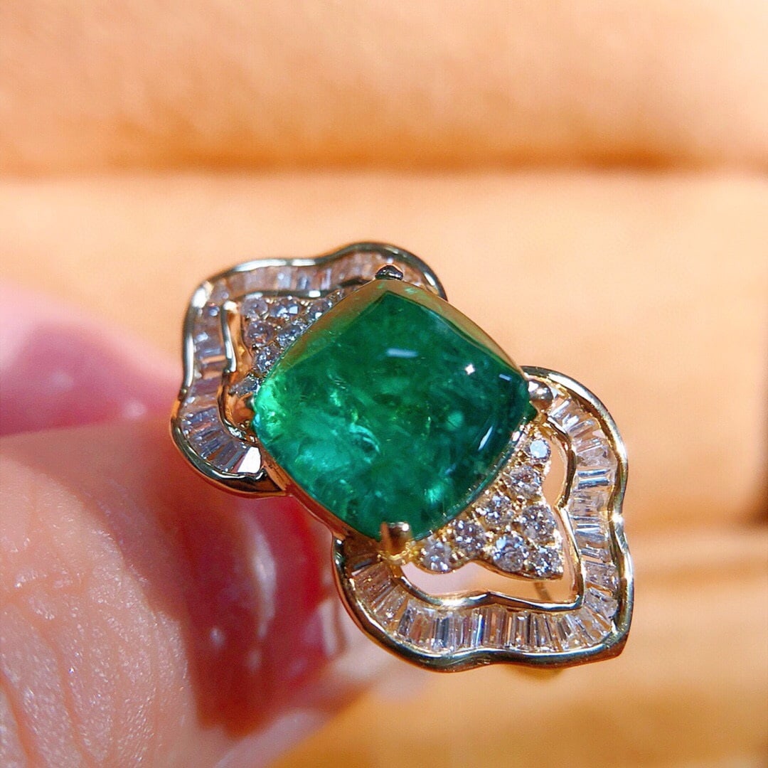 14k Gold 4.71 Ctw Vivid Green Natural Emerald & Diamond Ring - 4
