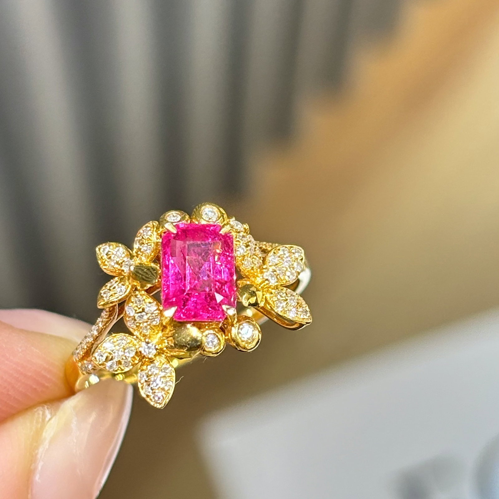 14k Gold 1.17 Ct Natural Spinel & Diamond Ring - 2