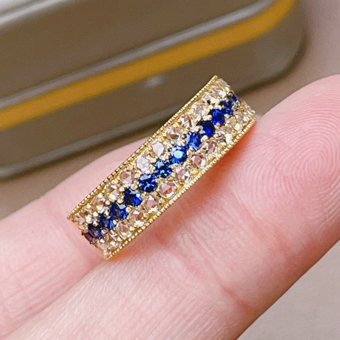 14k Gold 0.31 Ct Natural Sapphire & Sapphire Ring - 3