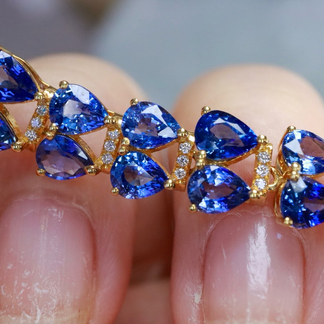 14k Gold 9.13 Ctw Natural Sapphire & Diamond Bracelet - 3