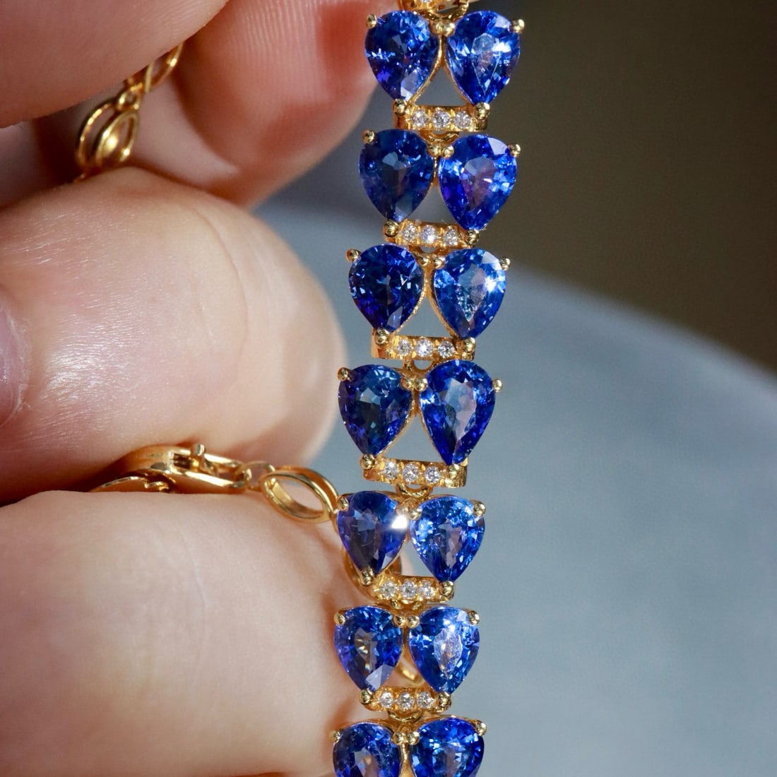 14k Gold 9.13 Ctw Natural Sapphire & Diamond Bracelet - 4