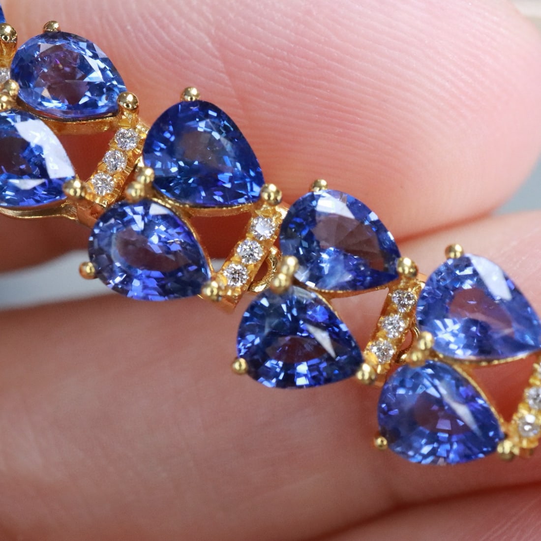 14k Gold 9.13 Ctw Natural Sapphire & Diamond Bracelet - 5