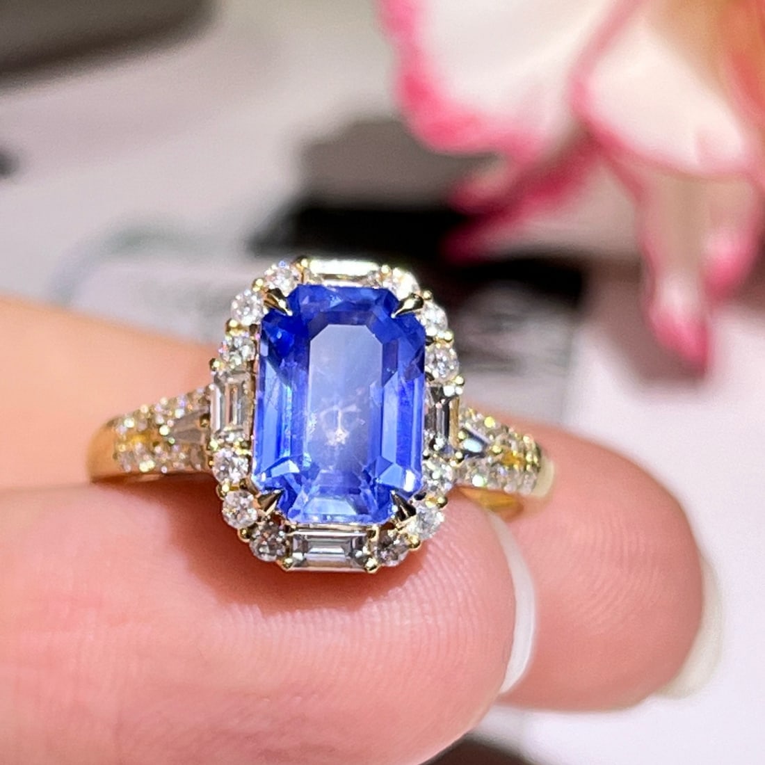 14k Gold 3.17 Ctw Natural Sapphire & Diamond Ring/pendant( Without Chain ): Ref:230992425 // gold content:14k gold // ring size:7. 25us // // main gemstone:sapphire // shape:octagonal // carat weight:2. 51ct // color:cornflower blue // treatment:natural // // adjacent