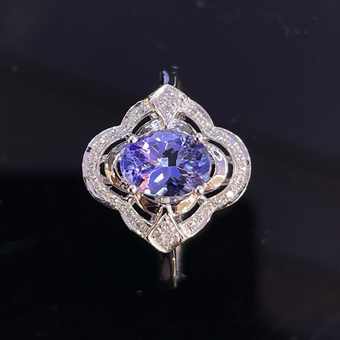 14k Gold 1.00 Ct Natural Tanzanite & Diamond & Sapphire Ring - 2