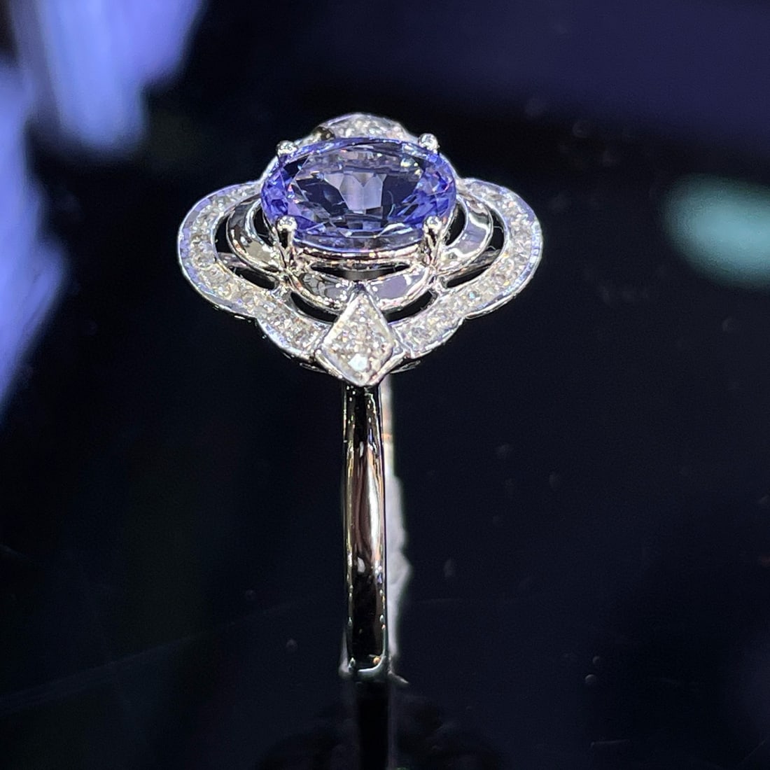 14k Gold 1.00 Ct Natural Tanzanite & Diamond & Sapphire Ring - 3