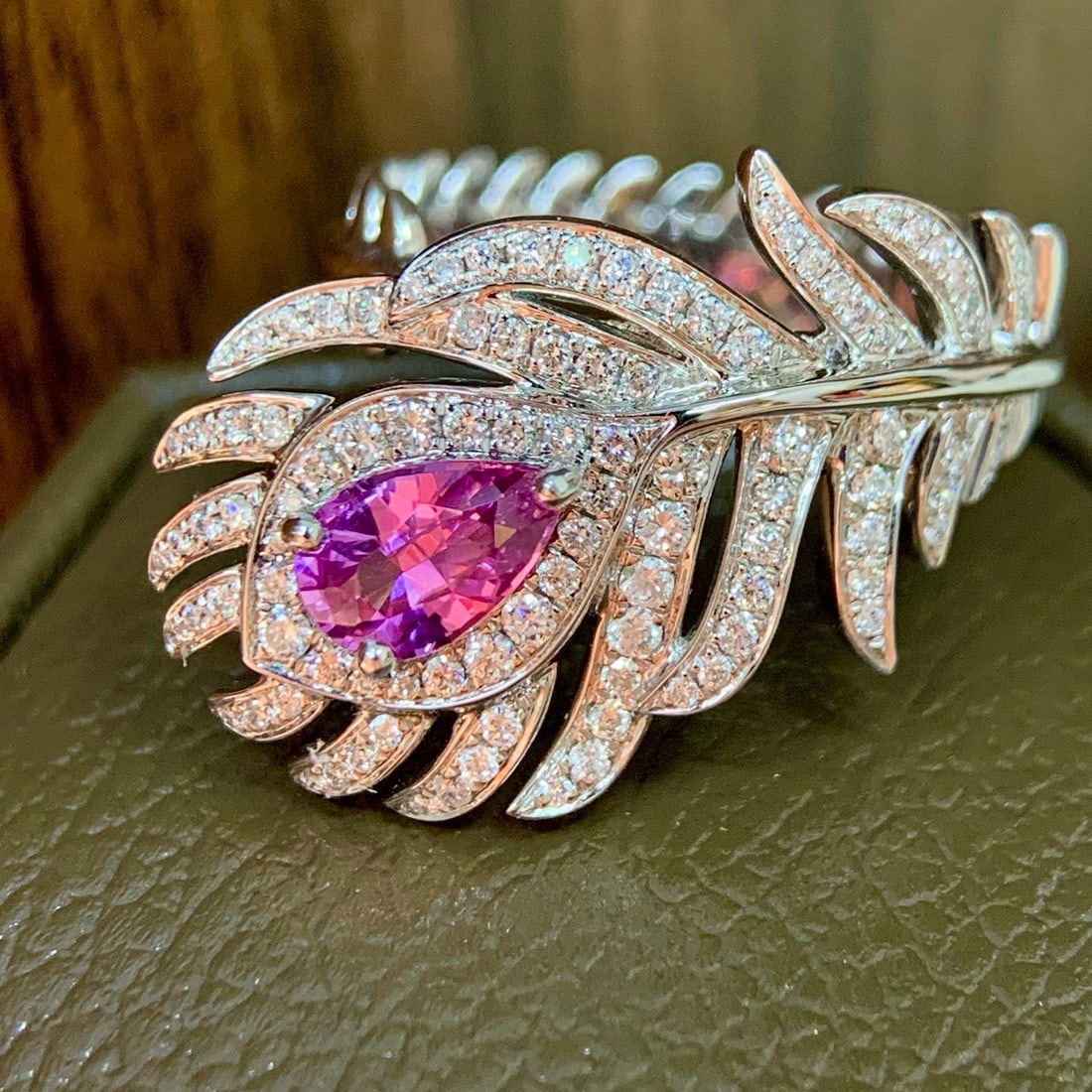 14k Gold 1.25 Ctw Natural Padparadscha Sapphire & Diamond Ring - 2