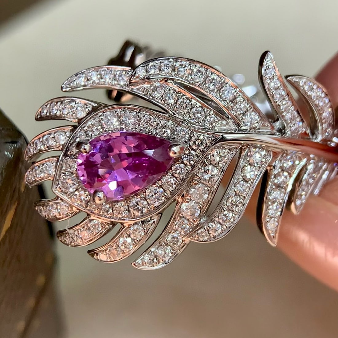 14k Gold 1.25 Ctw Natural Padparadscha Sapphire & Diamond Ring - 4