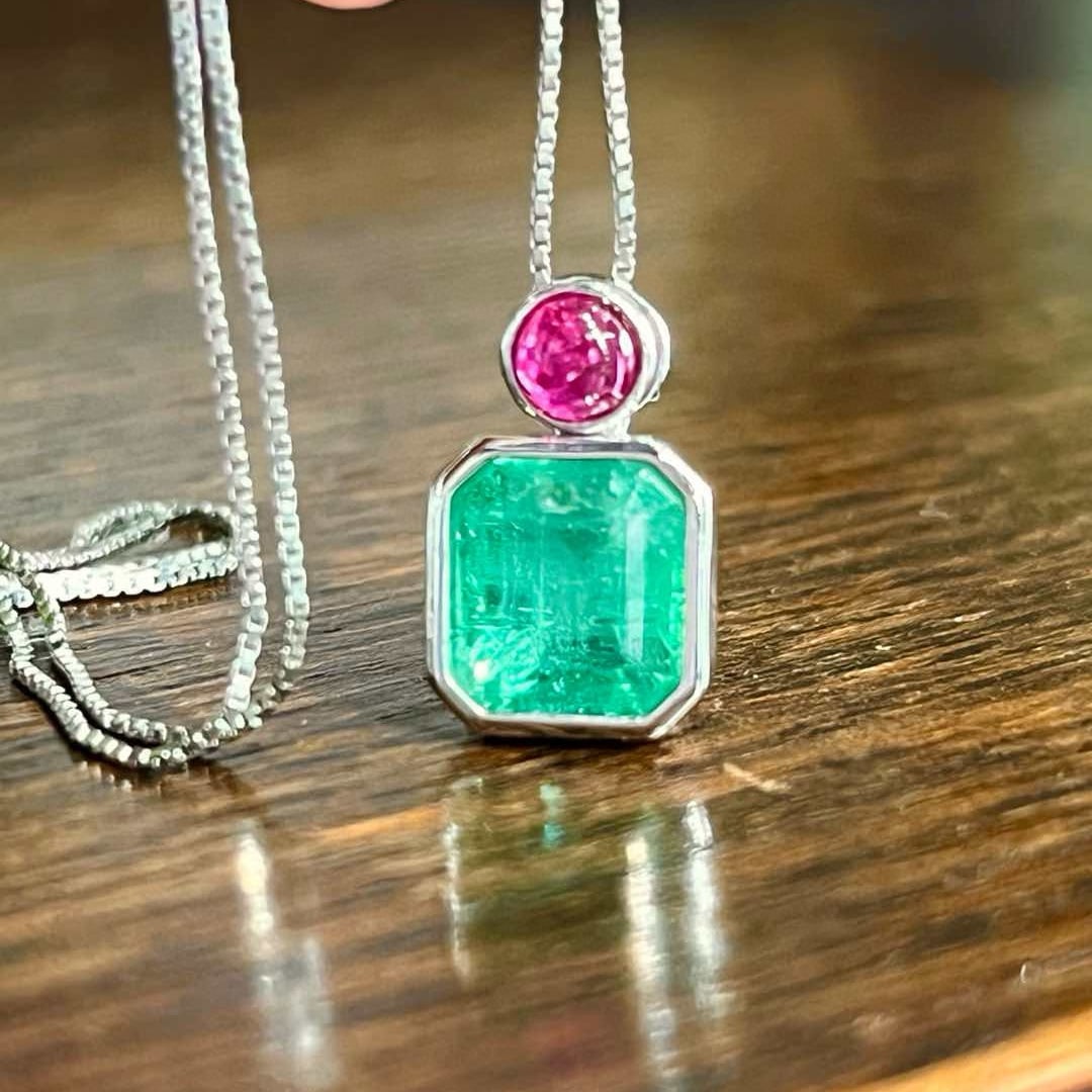 14k Gold 3.35 Ctw Natural Emerald & Ruby Pendant( Without Chain ) - 2