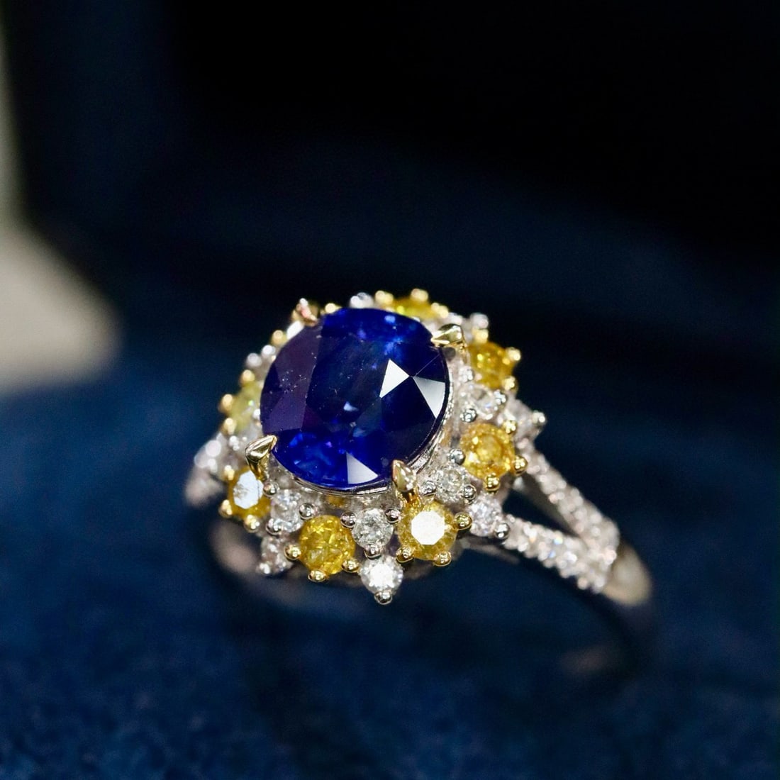 14k Gold 2.12 Ctw Natural Sapphire & Diamond Ring - 3
