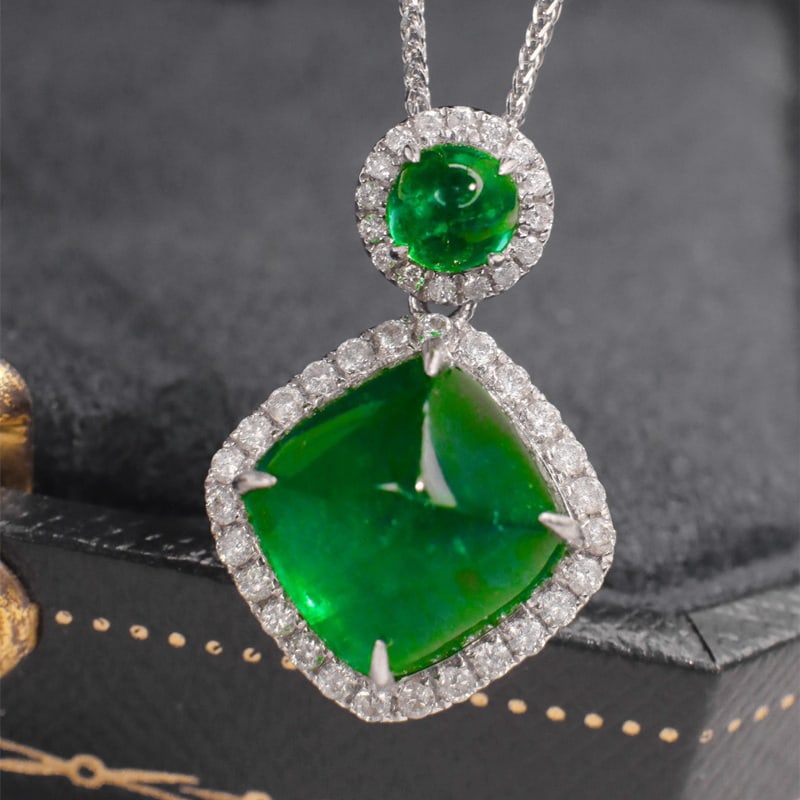 14k Gold 6.38 Ctw Vivid Green Natural Emerald & Diamond Pendant( Without Chain ): Ref:230993017 // gold content:14k gold // main gemstone:emerald // shape:suger-loaf // carat weight:6. 1ct // color:vivid green // treatment:natural // // adjacent gemstone 2 : diamond // shape:round
