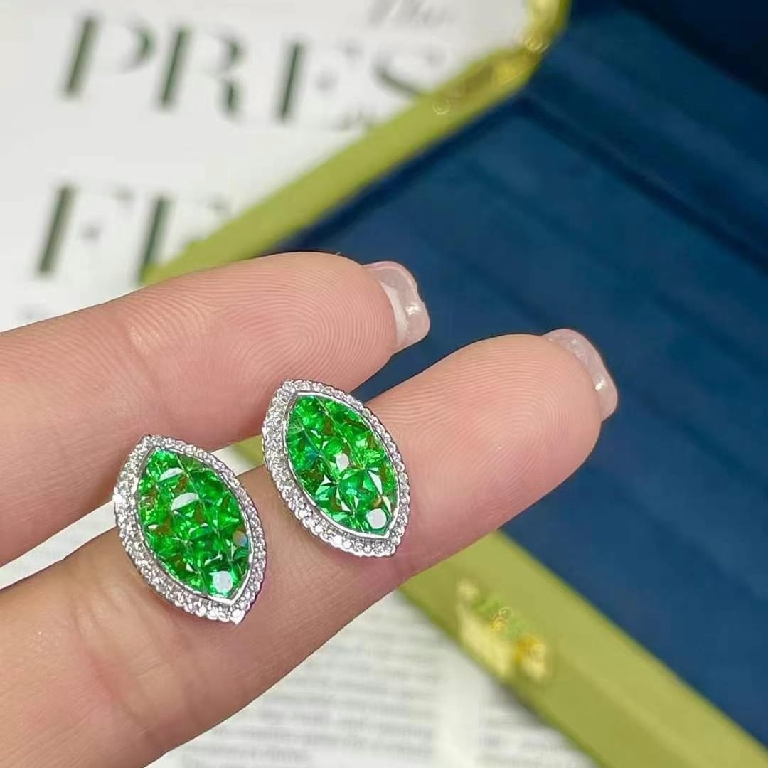 14k Gold 3.2 Ct Vivid Green Natural Tsavorite & Diamond Earrings - 4