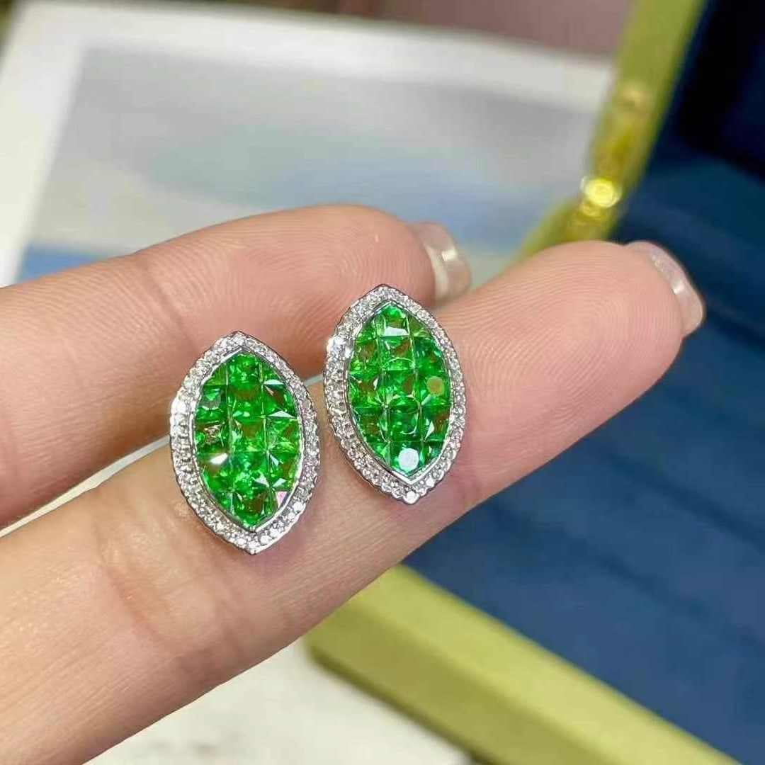 14k Gold 3.2 Ct Vivid Green Natural Tsavorite & Diamond Earrings - 5