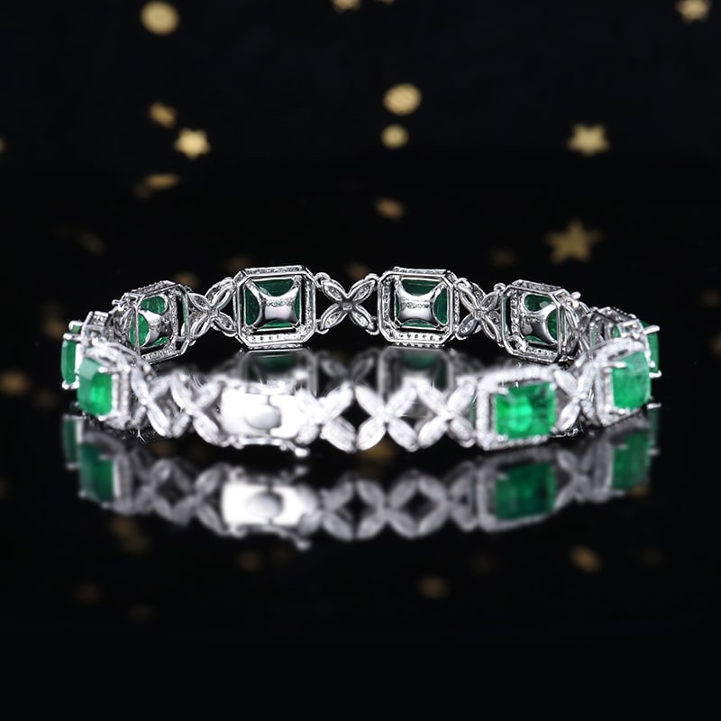 14k Gold 9.05 Ctw Vivid Green Natural Emerald & Diamond Bracelet - 4