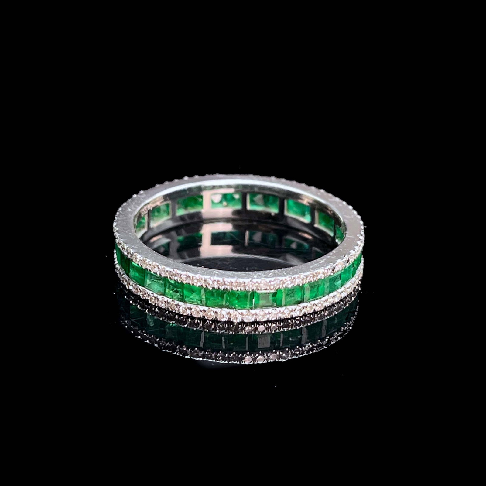 14k Gold 2.30 Ctw Vivid Green Natural Emerald & Diamond Ring - 3