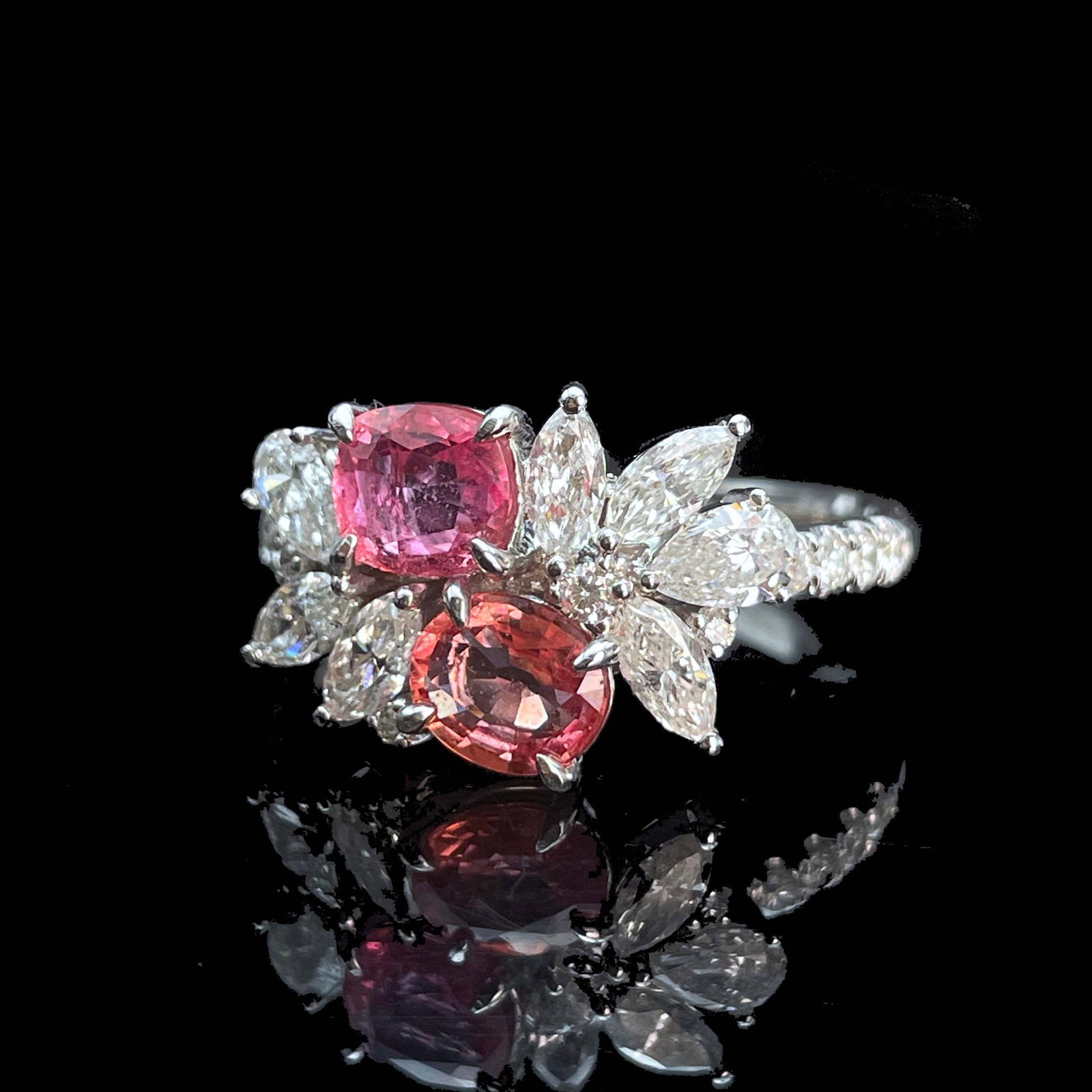 14k Gold 2.64 Ctw Natural Padparadscha Sapphire & Diamond Ring - 3