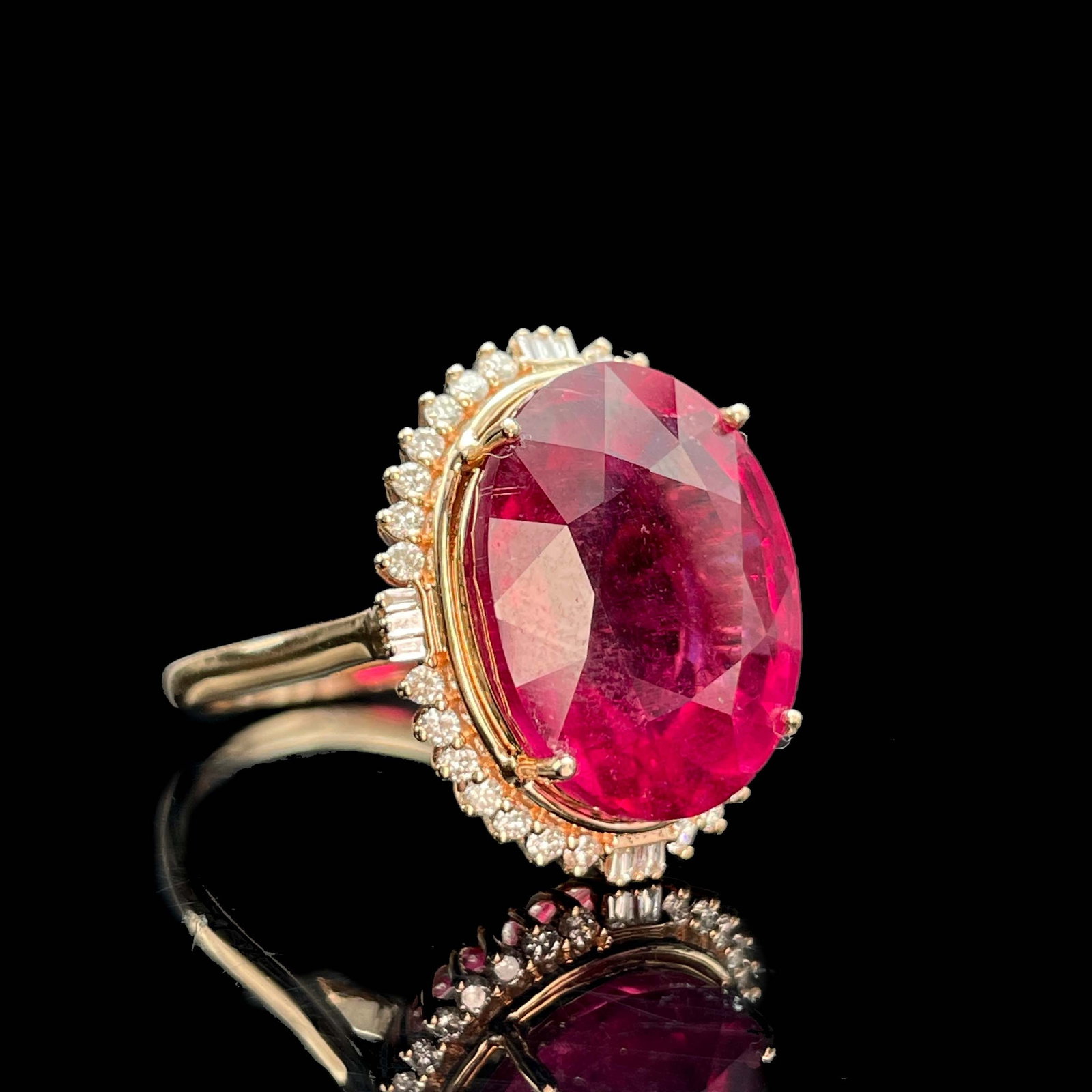 14k Gold 9.1 Ct Natural Tourmaline & Diamond Ring - 2