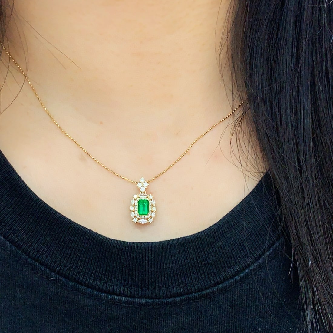 14k Gold 1.27 Ctw Vivid Green Natural Emerald & Diamond Pendant( Without Chain ) - 4