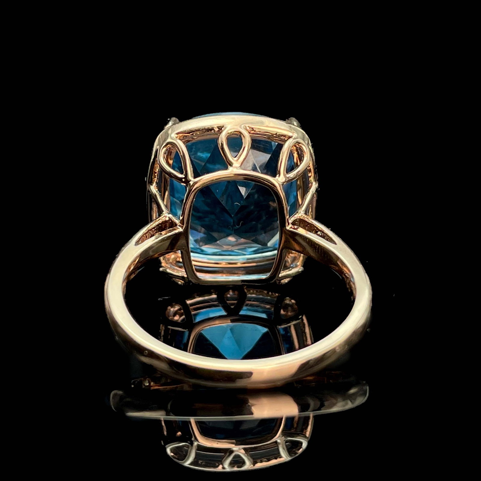 14k Gold 10.53 Ctw Natural Topaz & Diamond Ring - 4