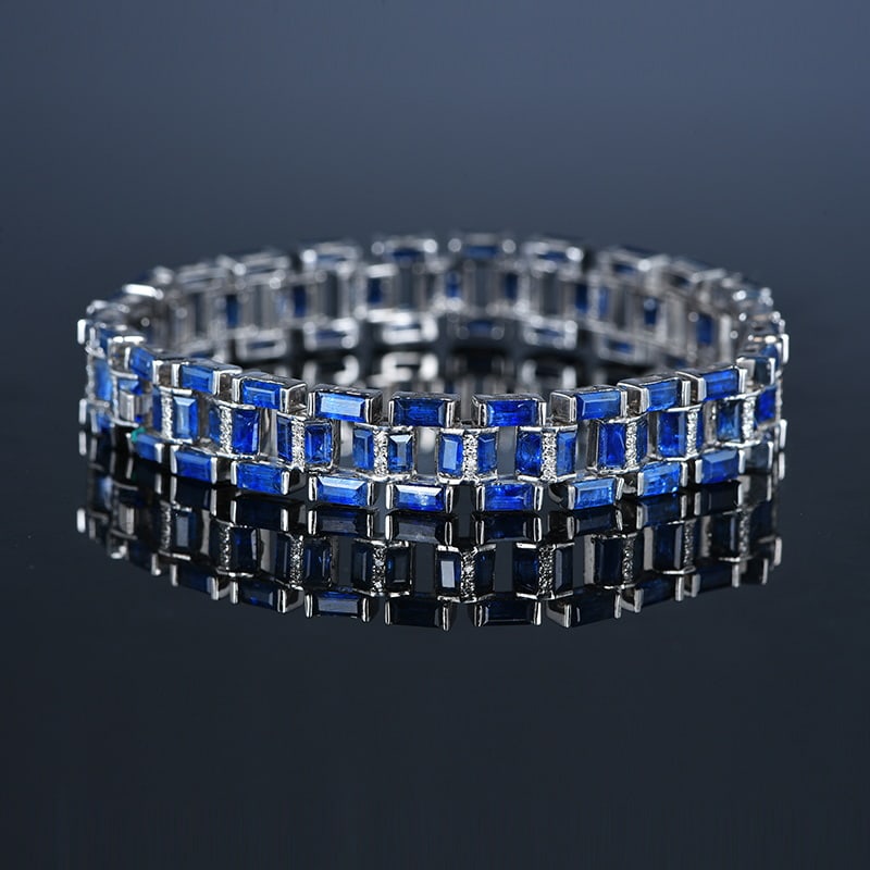 14k Gold 15.8 Ct Natural Sapphire & Diamond Bracelet: Ref:230993086 // gold content:14k gold // main gemstone:sapphire // shape:rectangle // carat weight:15. 8ct // color:royal blue // treatment:natural // // adjacent gemstone 2 : diamond // shape:round 