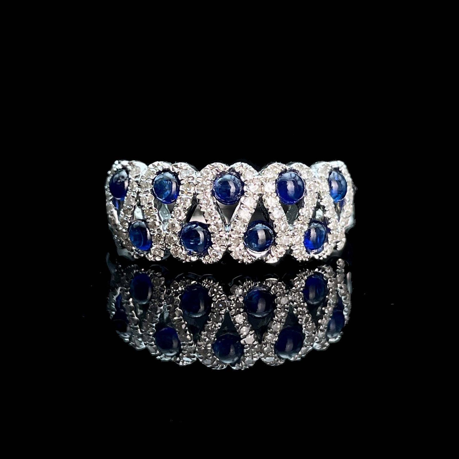 14k Gold 0.85 Ctw Natural Sapphire & Diamond Ring: Ref:230993088 // gold content:14k gold // ring size:7. 25us // // main gemstone:sapphire // shape:round // carat weight:0. 5ct // color:blue // treatment:natural // cut grade:g // // adjacent gemstone