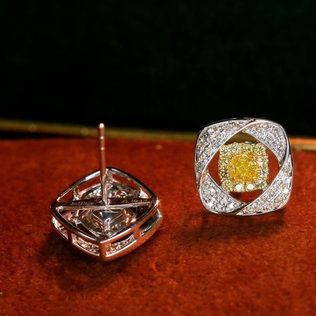14k Gold 0.8 Ct Natural Color Diamond Earrings - 5