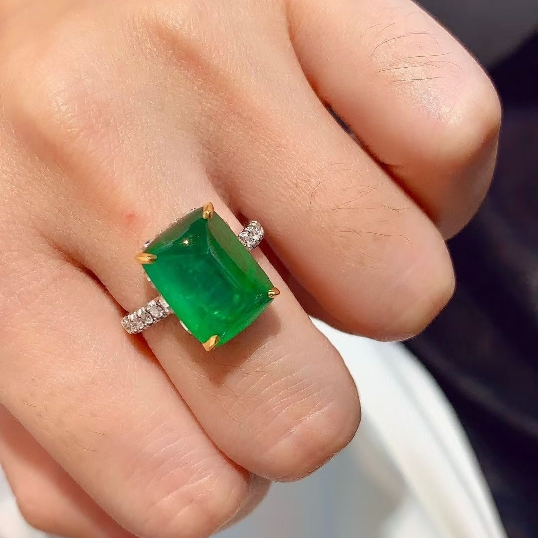 14k Gold 9.27 Ctw Vivid Green Natural Emerald & Diamond Ring - 7