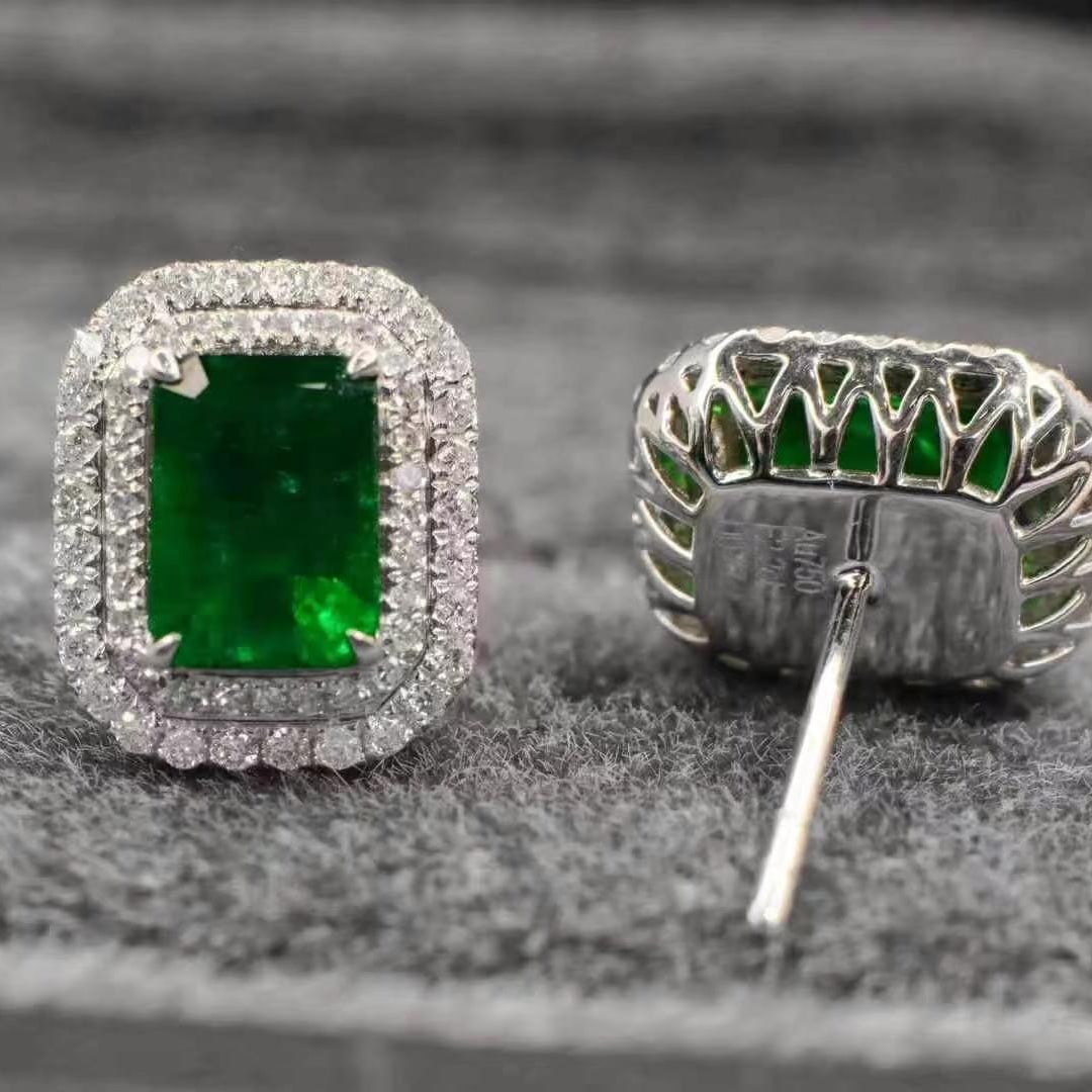 14k Gold 2.67 Ctw Vivid Green Natural Emerald & Diamond Earrings - 3