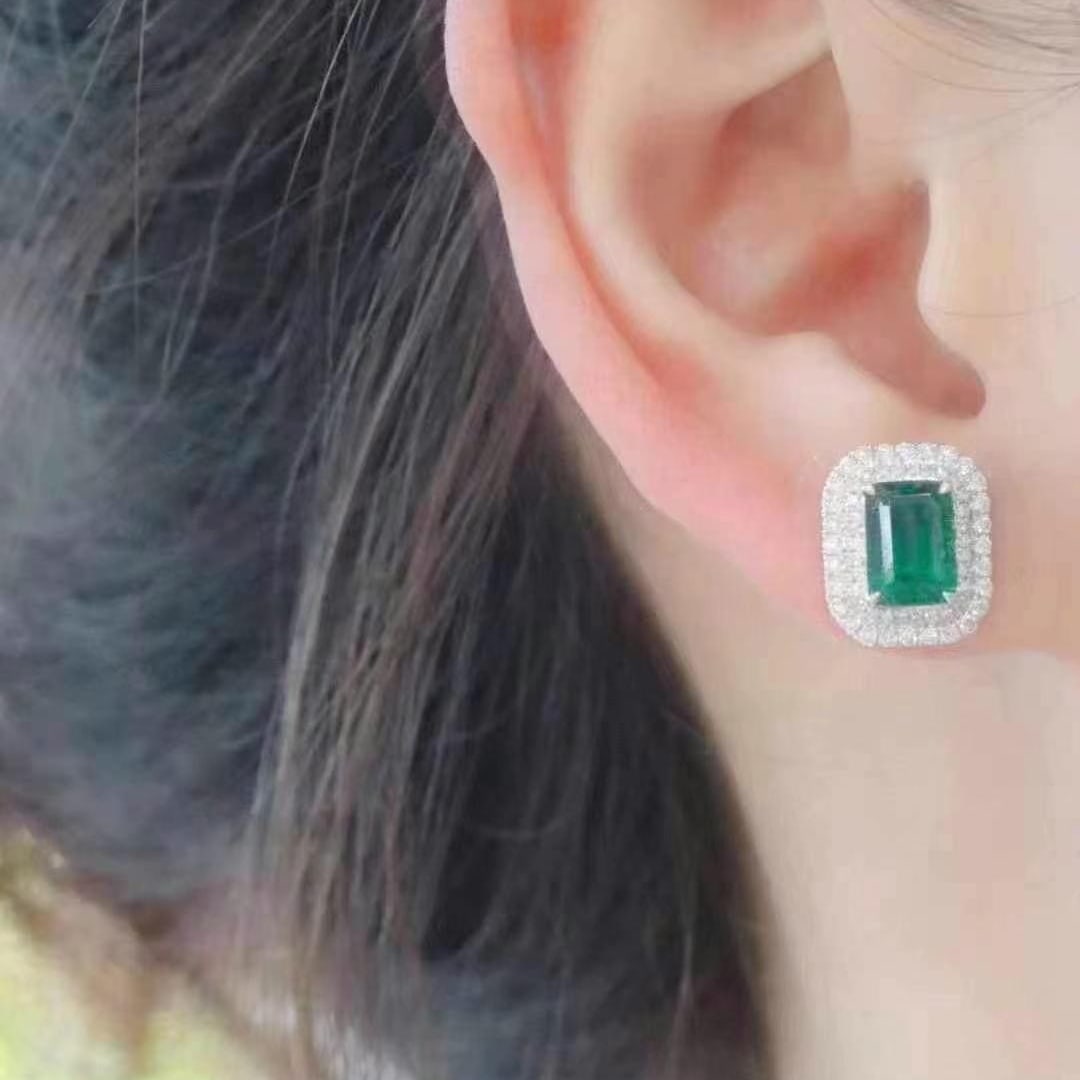 14k Gold 2.67 Ctw Vivid Green Natural Emerald & Diamond Earrings - 4