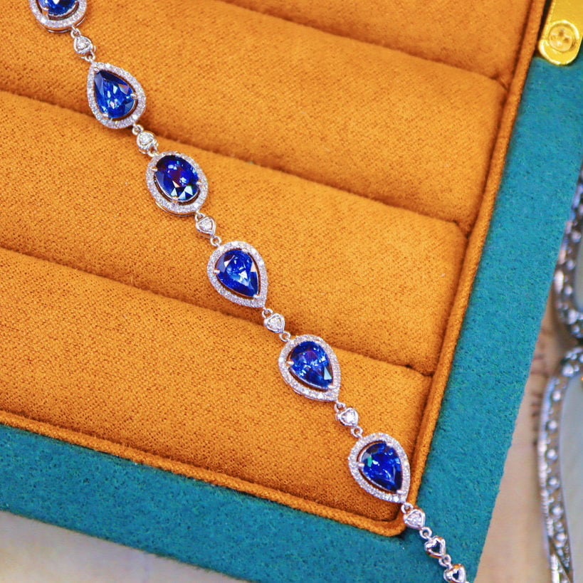 14k Gold 6.56 Ctw Natural Sapphire & Diamond Bracelet - 3
