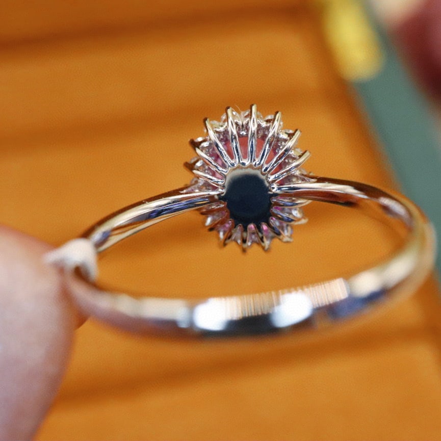 14k Gold 1.25 Ctw Natural Padparadscha Sapphire & Diamond Ring - 4