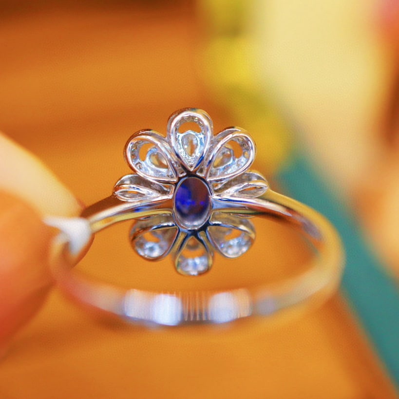 14k Gold 0.94 Ctw Natural Sapphire & Diamond Ring - 4