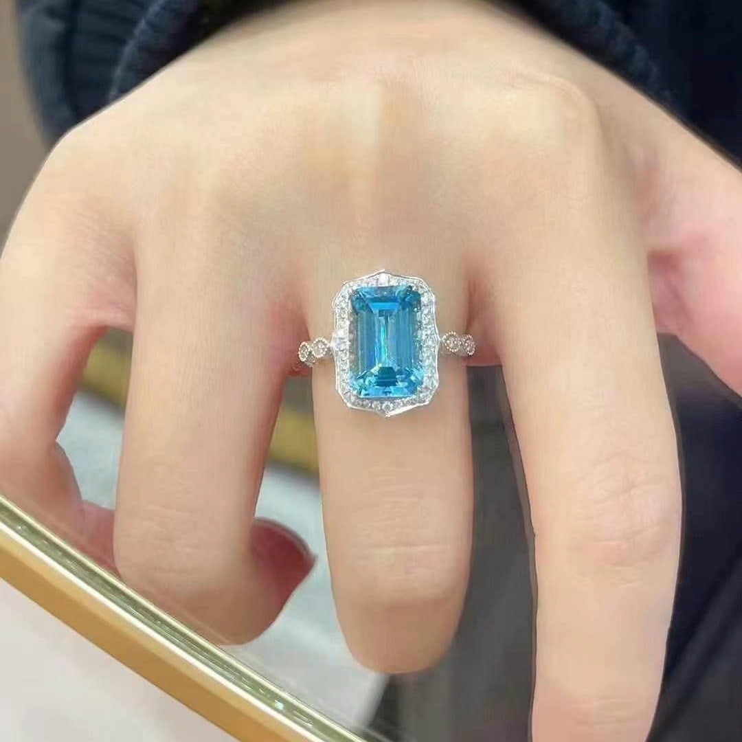 14k Gold 4.04 Ctw Natural Aquamarine & Diamond Ring - 3