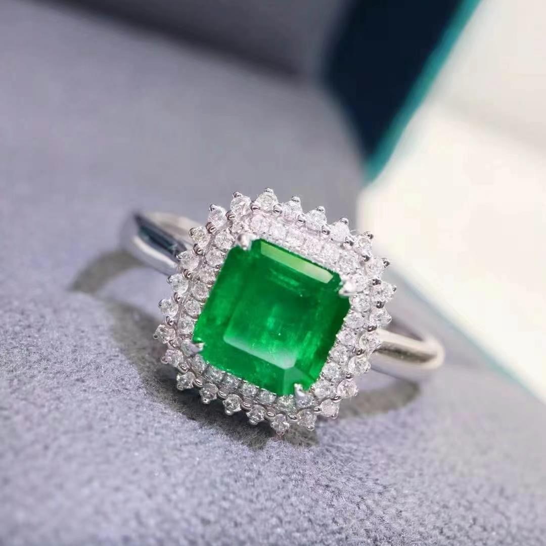 14k Gold 1.67 Ctw Vivid Green Natural Emerald & Diamond Ring - 4