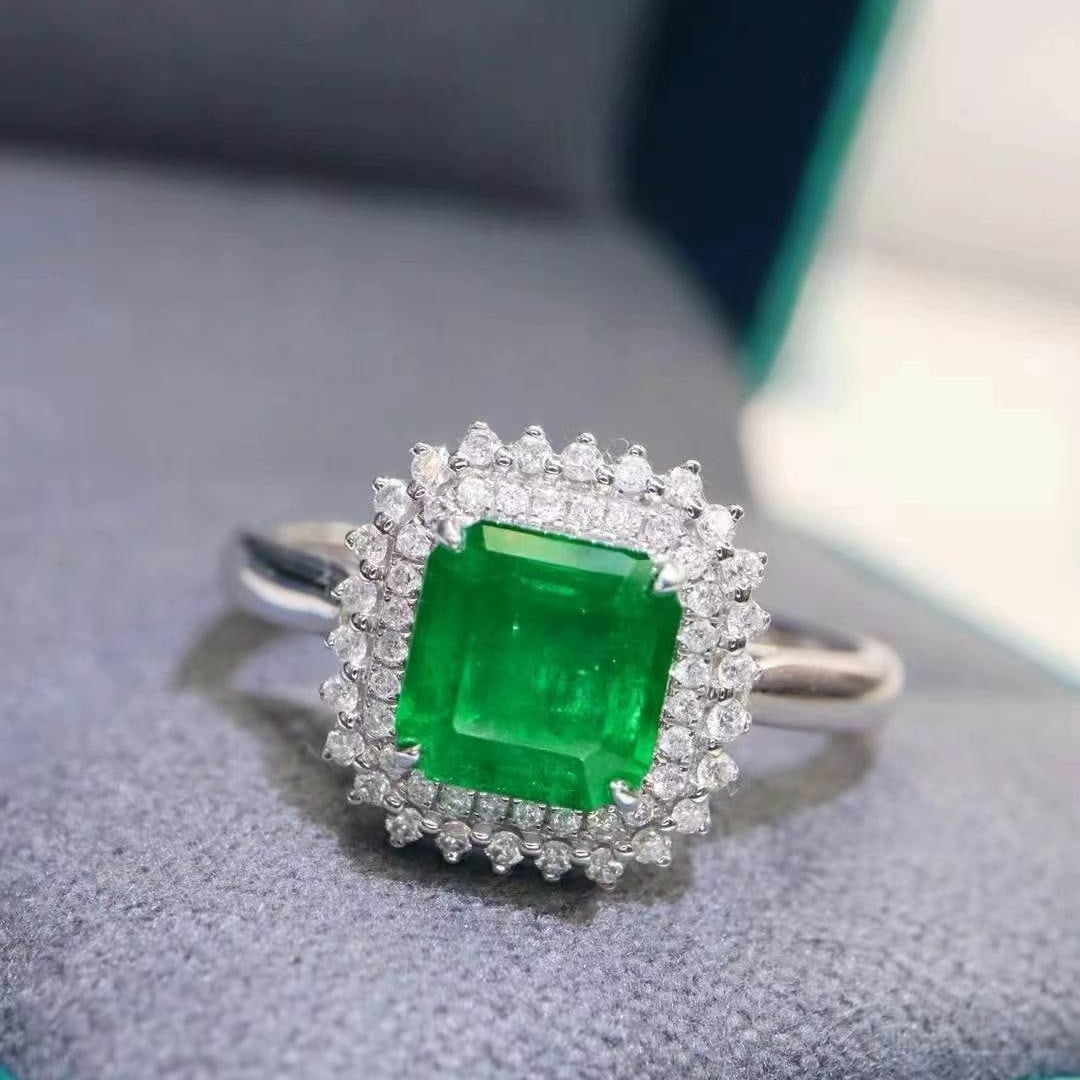 14k Gold 1.67 Ctw Vivid Green Natural Emerald & Diamond Ring - 5