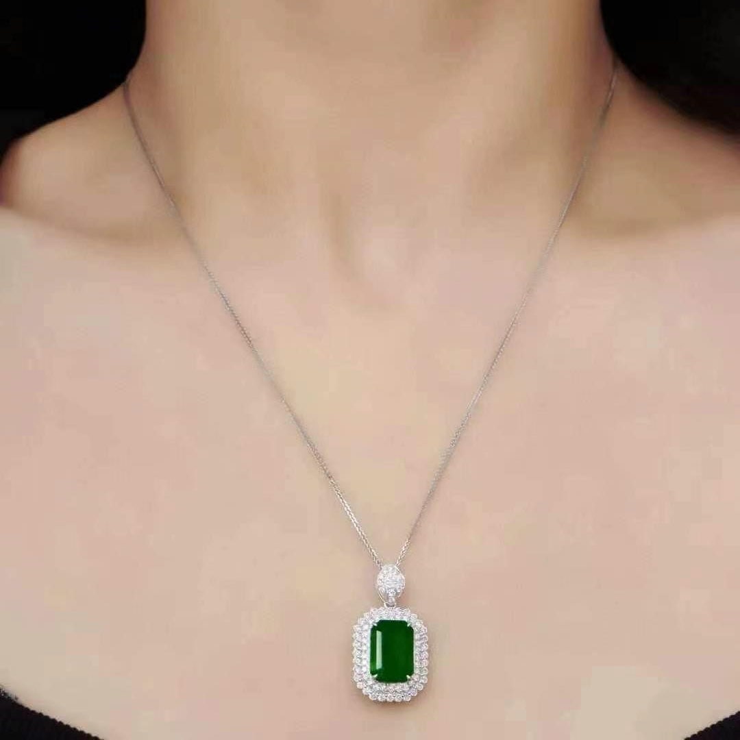 14k Gold 3.78 Ctw Vivid Green Natural Emerald & Diamond Pendant( Without Chain ) - 4