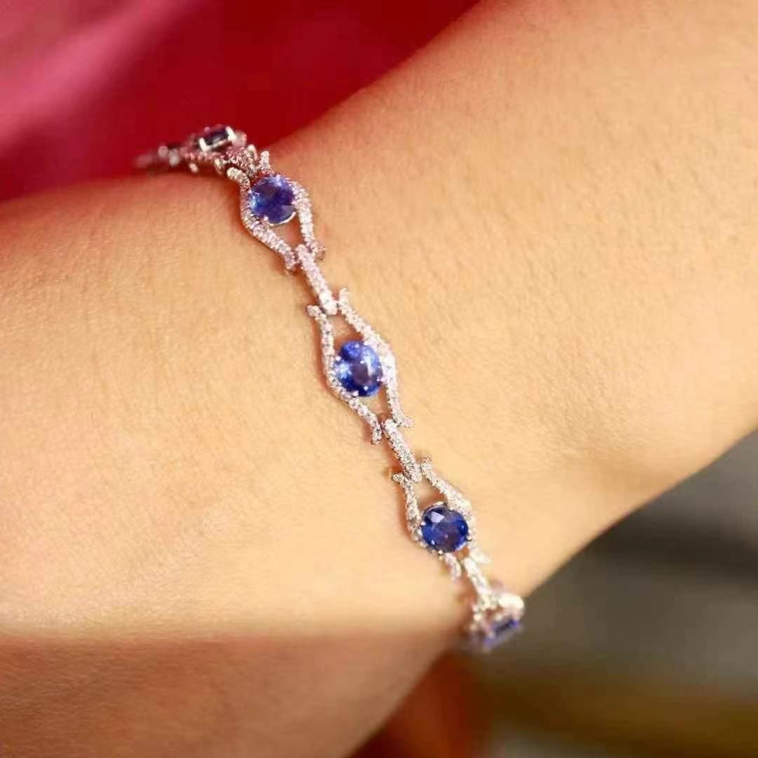 14k Gold 5.31 Ctw Natural Sapphire & Diamond Bracelet - 9