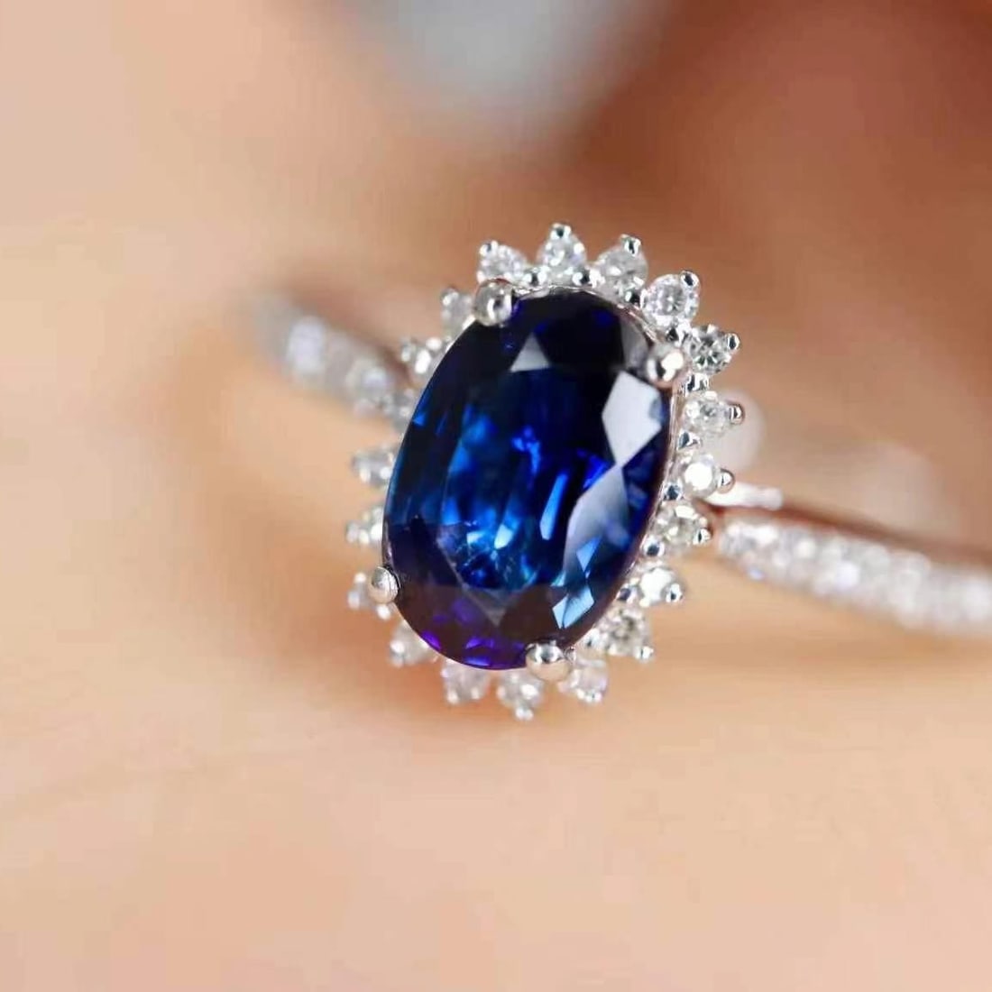 14k Gold 0.73 Ctw Natural Sapphire & Diamond Ring - 4