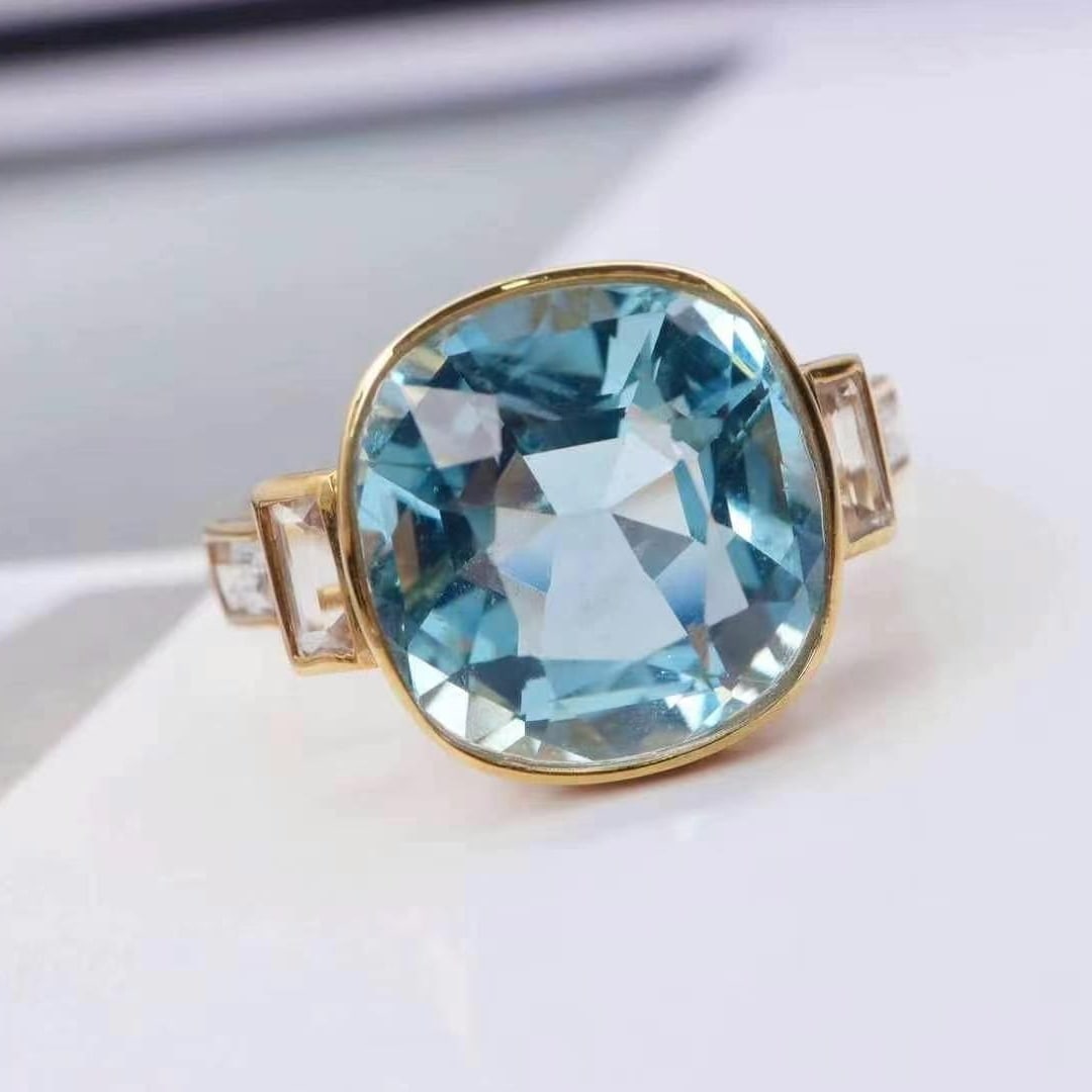 14k Gold 5.1 Ct Natural Aquamarine & Sapphire Ring - 4