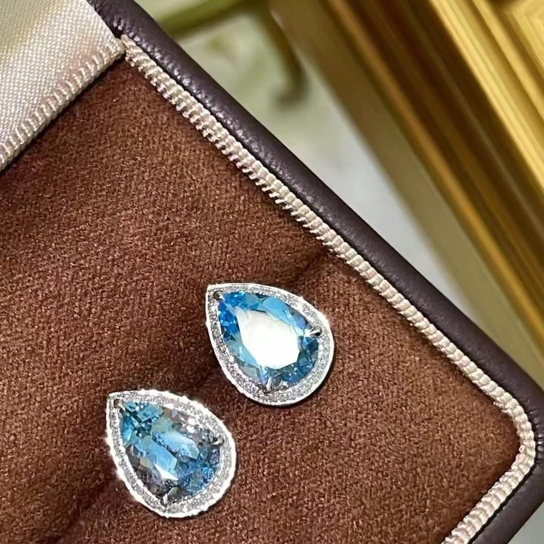 14k Gold 3.8 Ctw Natural Aquamarine & Diamond Earrings - 3