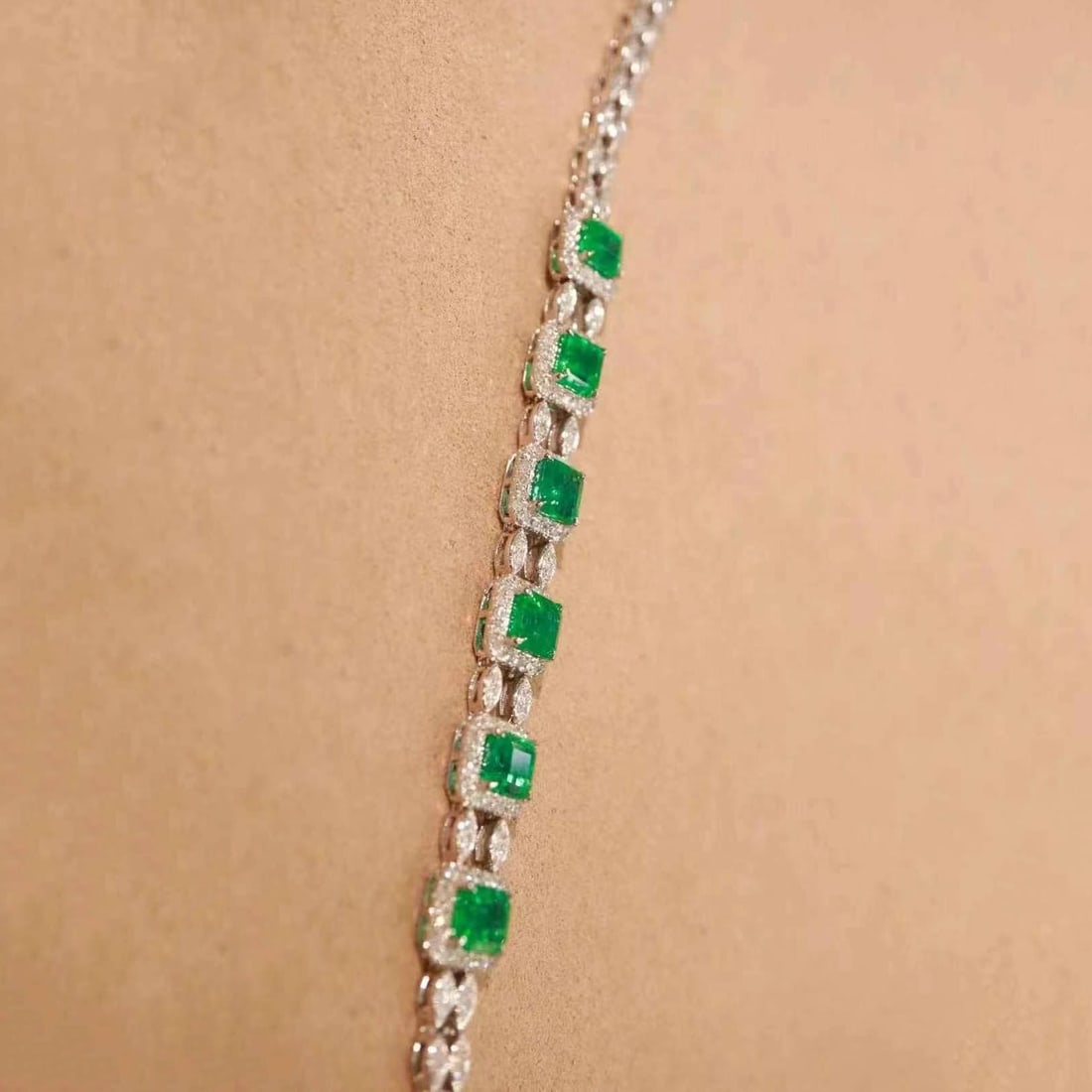 14k Gold 3.65 Ctw Vivid Green Natural Emerald & Diamond Bracelet - 2