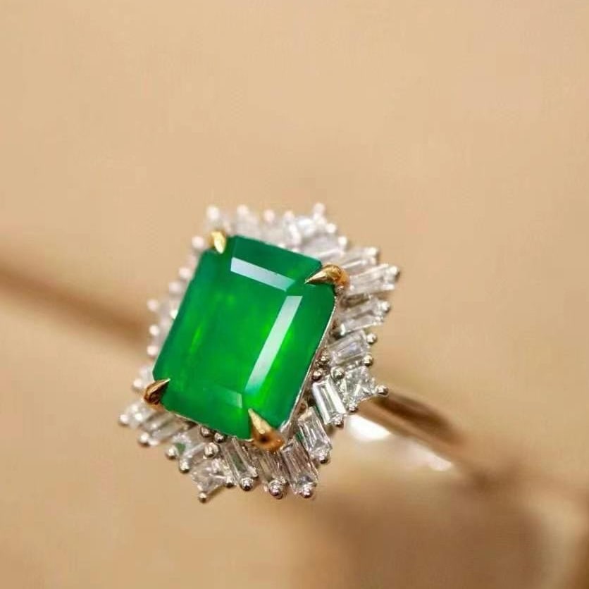 14k Gold 2.33 Ctw Vivid Green Natural Emerald & Diamond Ring - 4