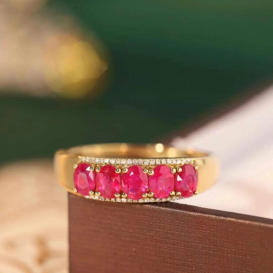 14k Gold 1.15 Ctw Natural Ruby & Diamond Ring: Ref:230993171 // gold content:14k gold // ring size:7. 25us // // main gemstone:ruby // shape:oval // carat weight:1. 1ct // color:red // treatment:natural // // adjacent gemstone 2 : diamond //