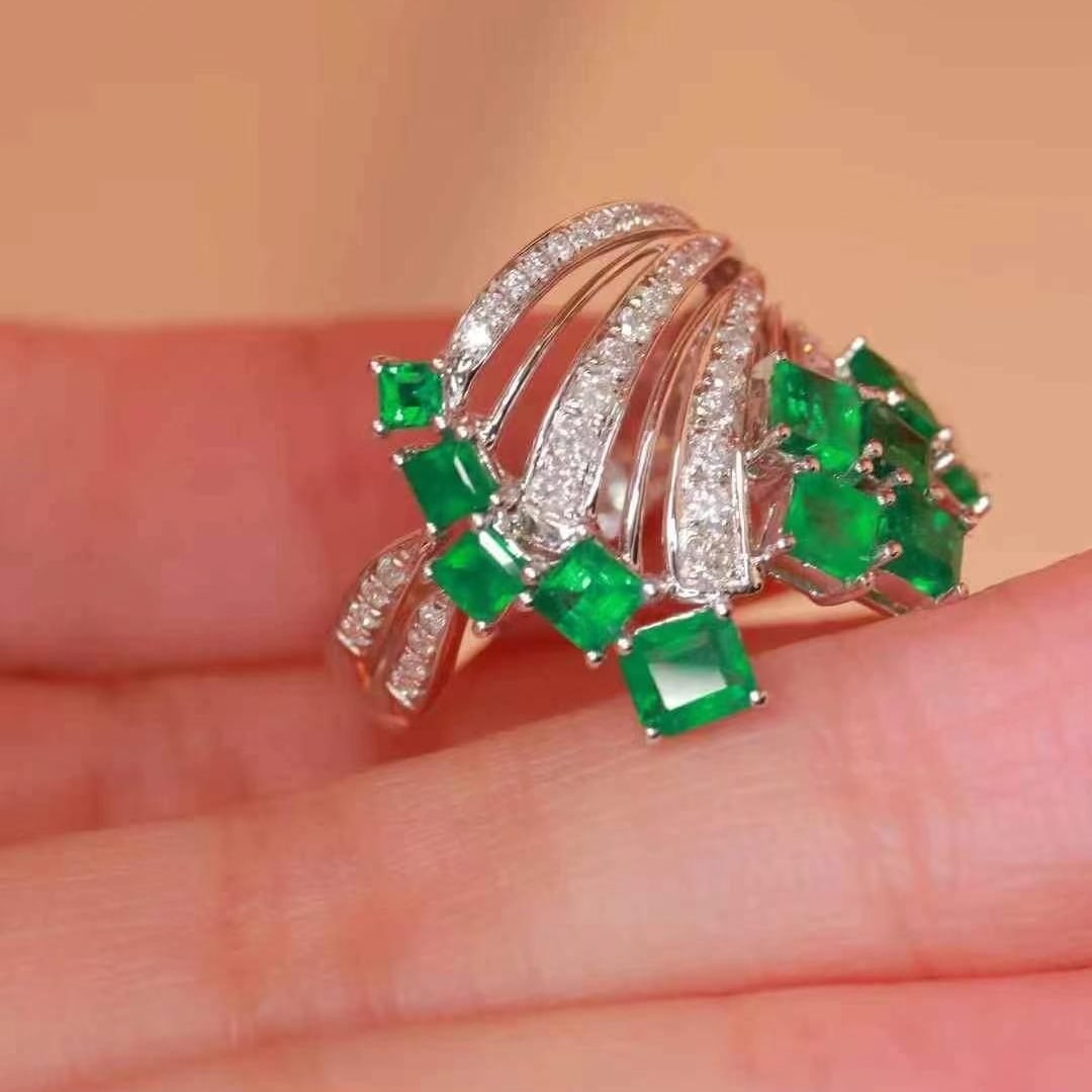 14k Gold 2.18 Ctw Vivid Green Natural Emerald & Diamond Ring - 4