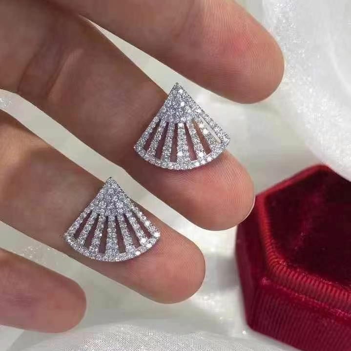 14k Gold 0.94 Ct Natural H Diamond Earrings - 4