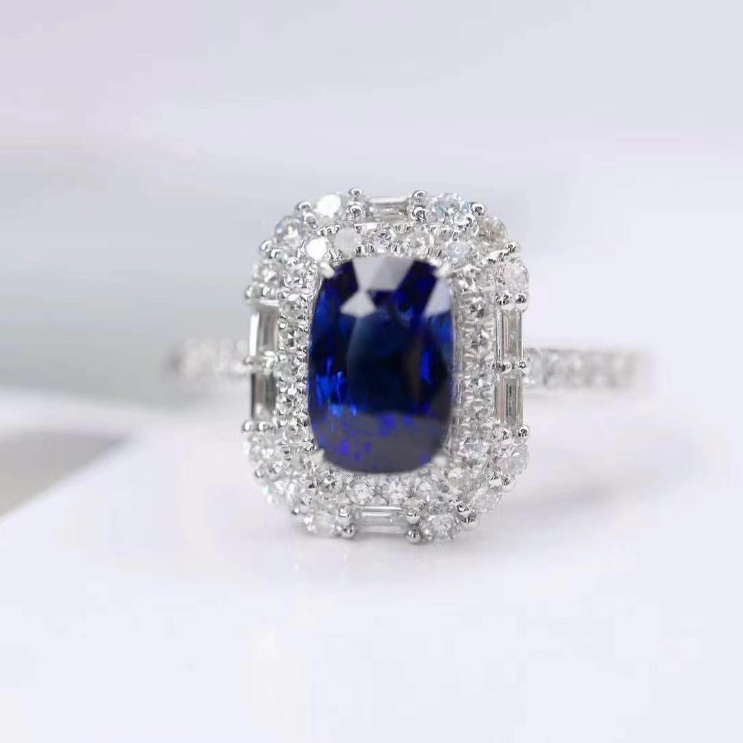 14k Gold 2.13 Ctw Natural Sapphire & Diamond Ring - 4