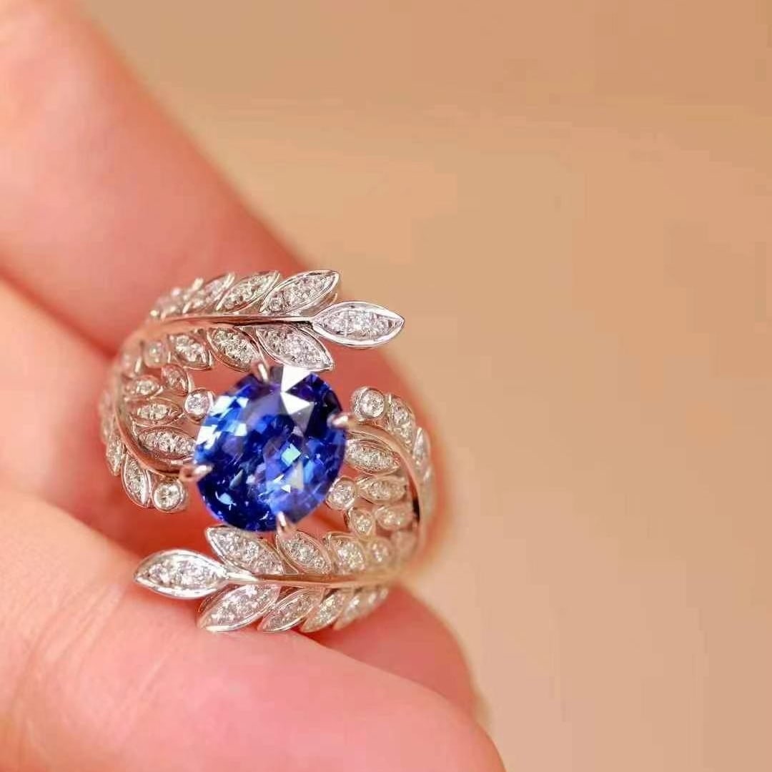 14k Gold 2.89 Ctw Vivid Blue Natural Sapphire & Diamond Ring - 9