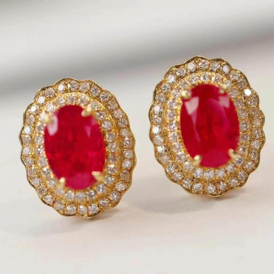 14k Gold 1.64 Ctw Natural Ruby & Diamond Earrings: Ref:230993198 // gold content:14k gold // main gemstone:ruby // shape:oval // carat weight:1. 3ct // color:pigeonblood red // treatment:natural // // adjacent gemstone 2 : diamond // shape:round // ca