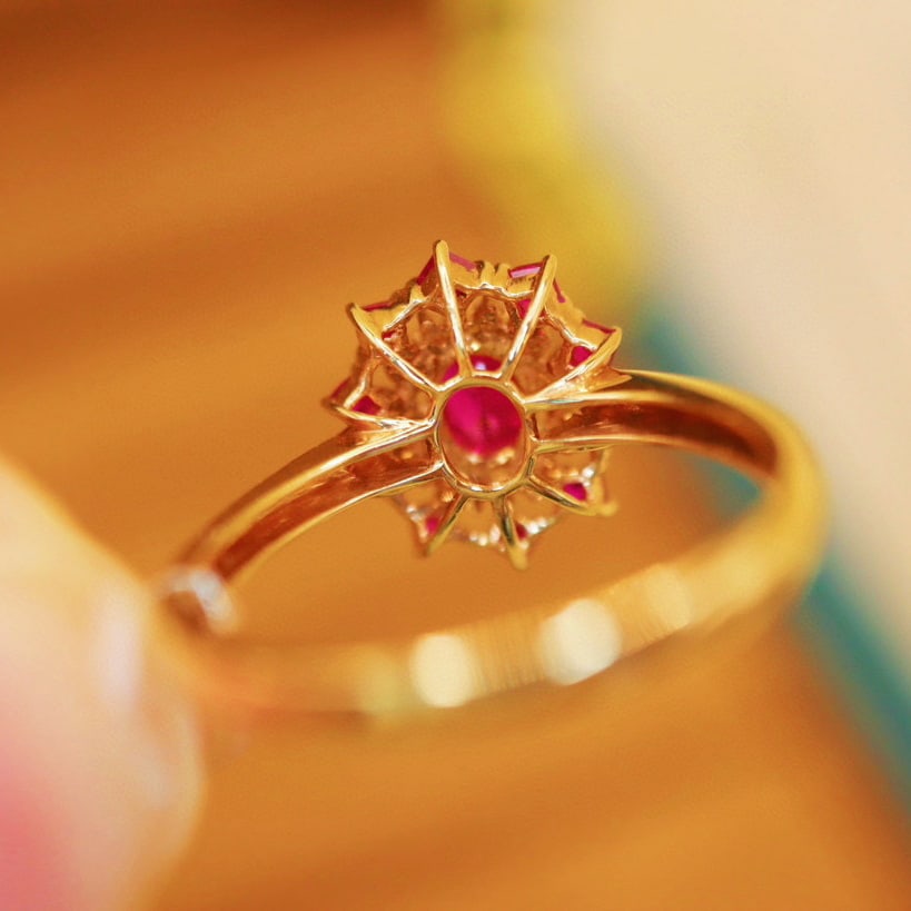 14k Gold 0.72 Ctw Natural Ruby & Diamond Ring - 5