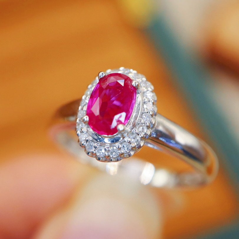 14k Gold 0.70 Ctw Natural Ruby & Diamond Ring - 2
