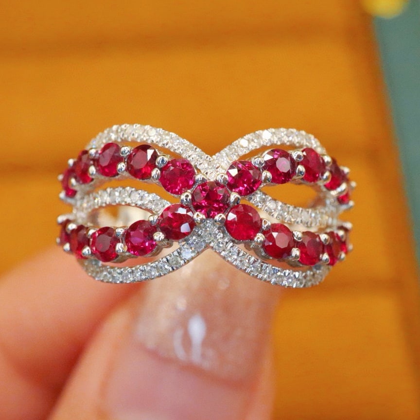 14k Gold 1.59 Ctw Natural Ruby & Diamond Ring: Ref:230993210 // gold content:14k gold // ring size:7. 25us // // main gemstone:ruby // shape:round // carat weight:1. 35ct // color:red // treatment:natural // cut grade:g // // adjacent gemstone 2 :